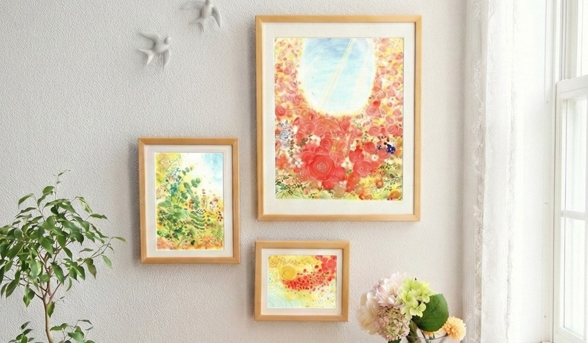 自宅のインテリアに飾られた絵画